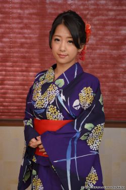 我爸比我小四岁